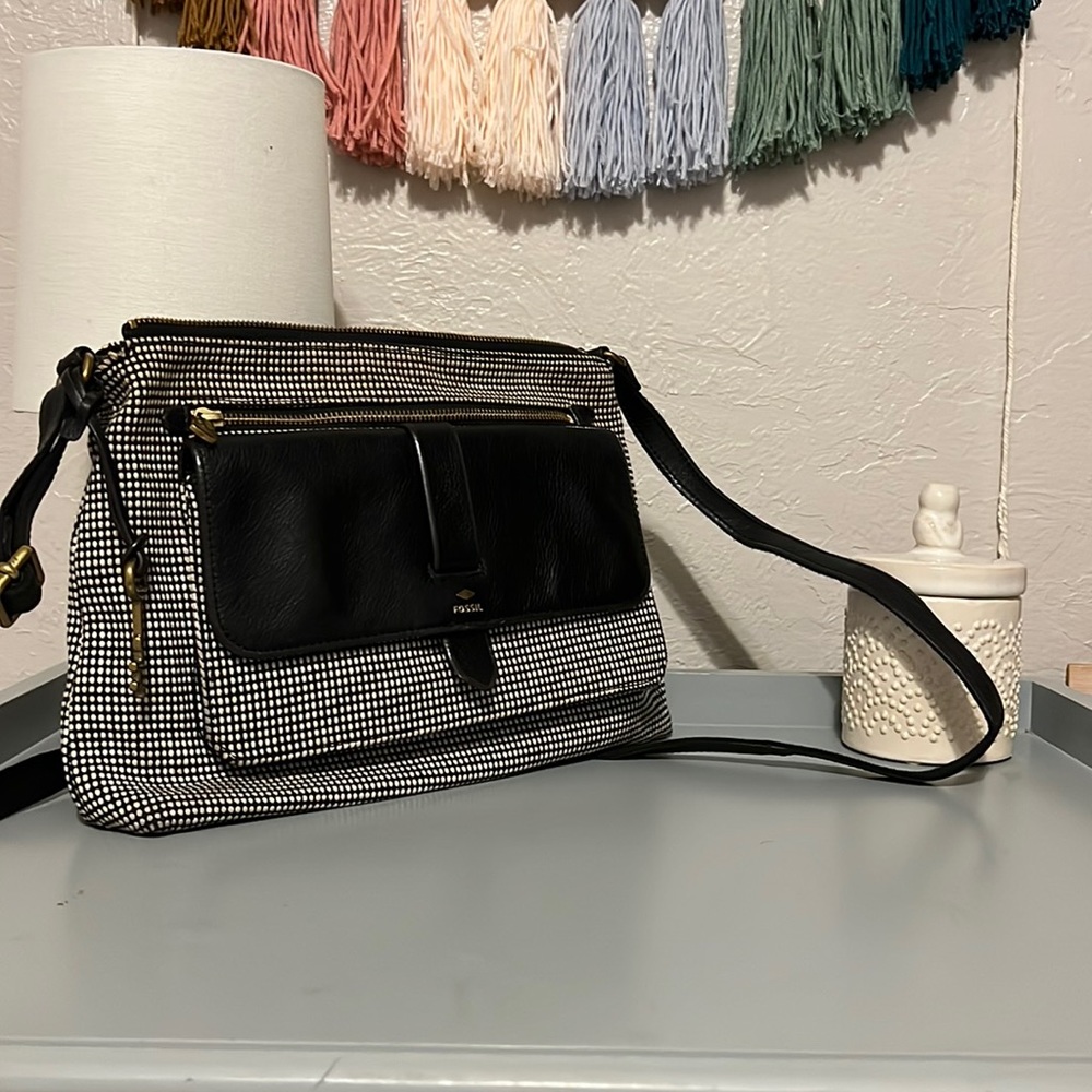 Fossil purse